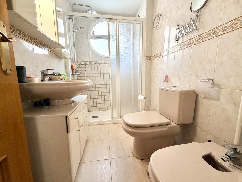 Apartamento en Guardamar del Segura, Alicante, España 2 dormitorios,  No. 190398