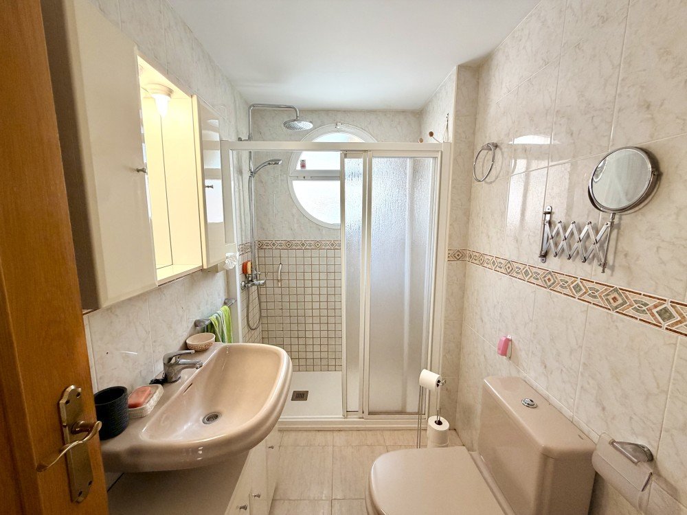 Apartamento en Guardamar del Segura, Alicante, España 2 dormitorios,  No. 190398