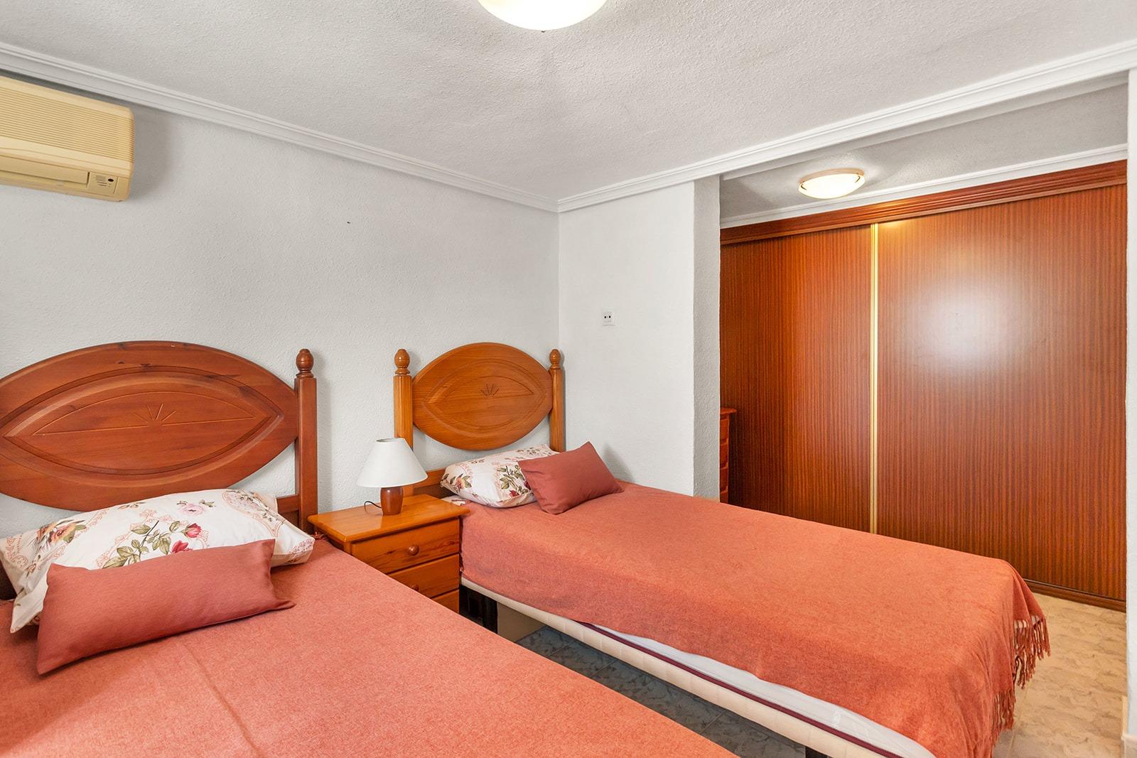 Huvila Los Balcones, Alicante, Espanja 4 makuuhuonetta, 150 m2 No. 190400