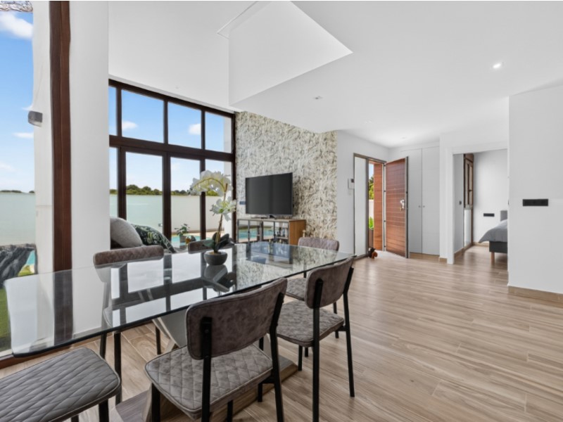 Villa à Torrevieja, Alicante, Espagne 4 chambres, 149 m2 No. 190096