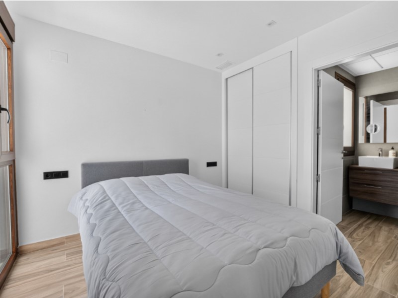 Villa à Torrevieja, Alicante, Espagne 4 chambres, 149 m2 No. 190096