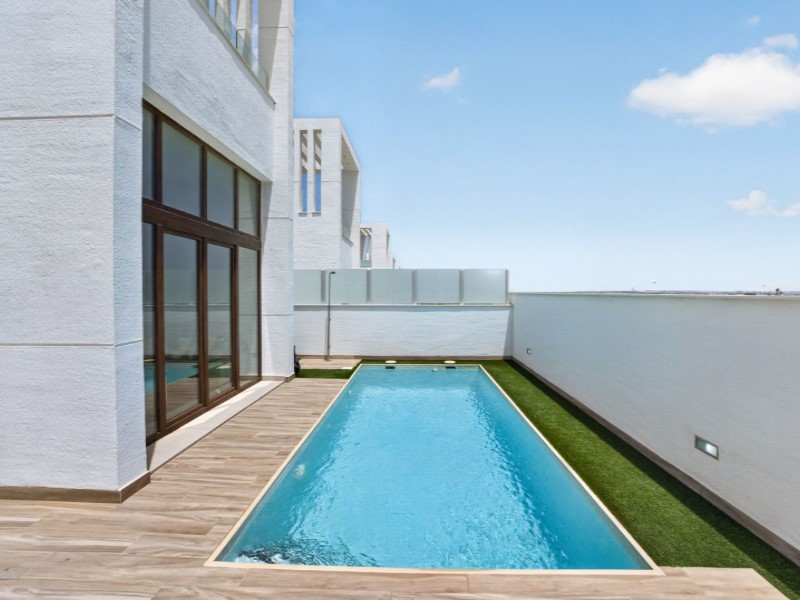 Villa à Torrevieja, Alicante, Espagne 4 chambres, 149 m2 No. 190096