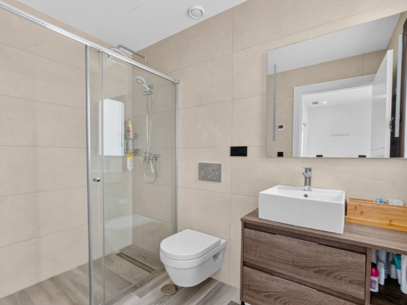 Villa à Torrevieja, Alicante, Espagne 4 chambres, 149 m2 No. 190095