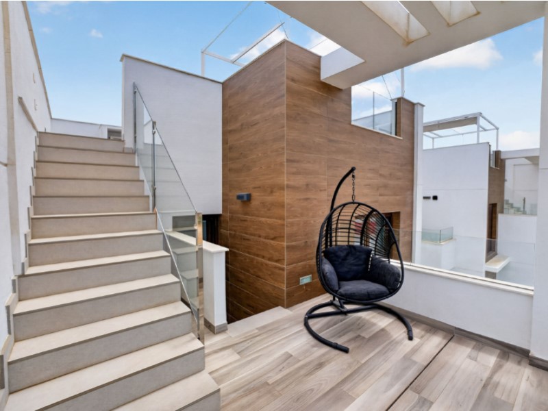 Villa à Torrevieja, Alicante, Espagne 4 chambres, 149 m2 No. 190095