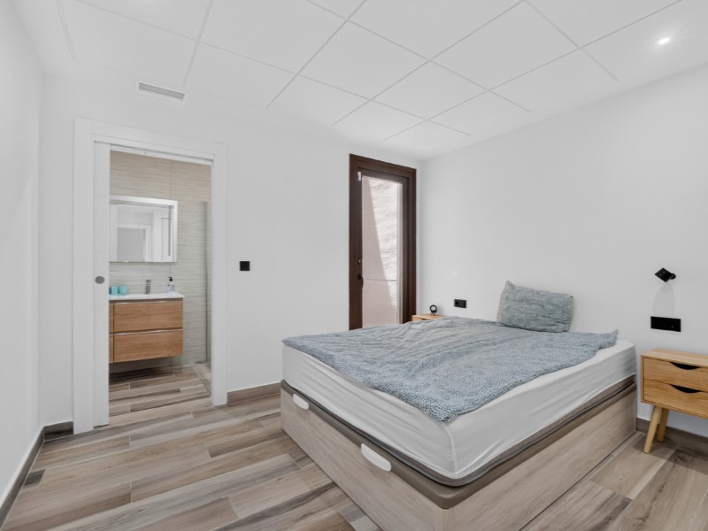 Villa à Torrevieja, Alicante, Espagne 4 chambres, 149 m2 No. 190095