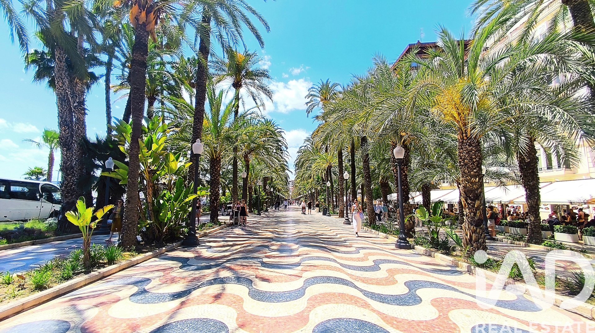 Penthouse w Alicante, Hiszpania 4 sypialnie, 295 mkw. nr 172379