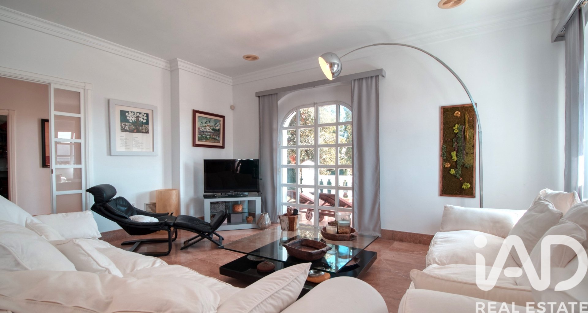 House in Torrevieja, Alicante, Spain 4 bedrooms, 393 sq.m. No. 152645