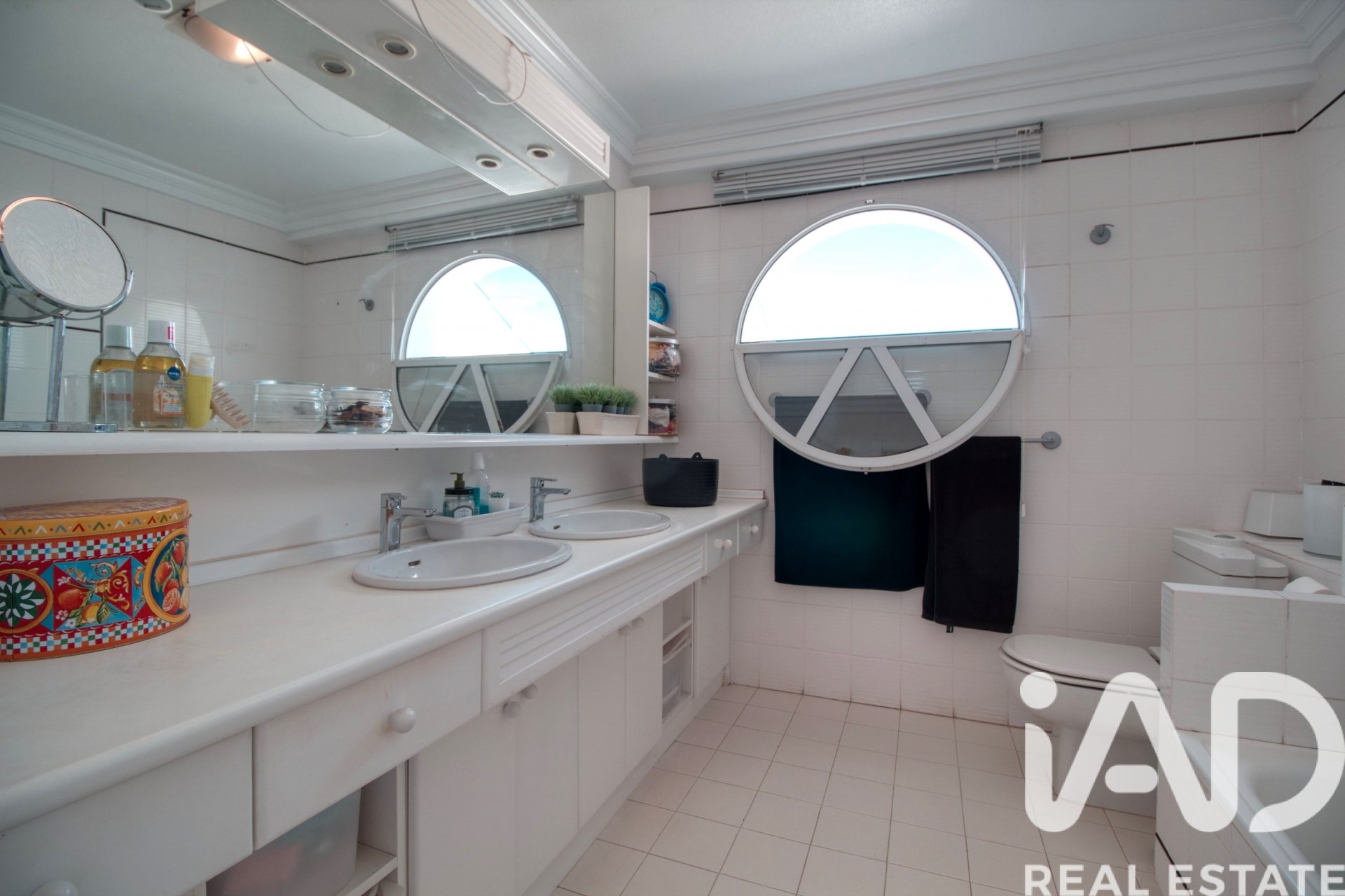 House in Torrevieja, Alicante, Spain 4 bedrooms, 393 sq.m. No. 152645