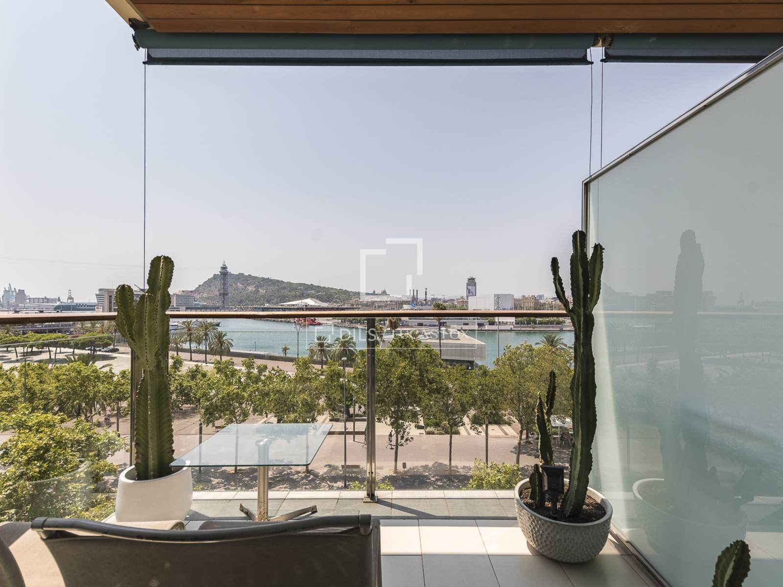 Penthouse w Barcelona, Hiszpania 1 sypialnia, 53 mkw. nr 192536