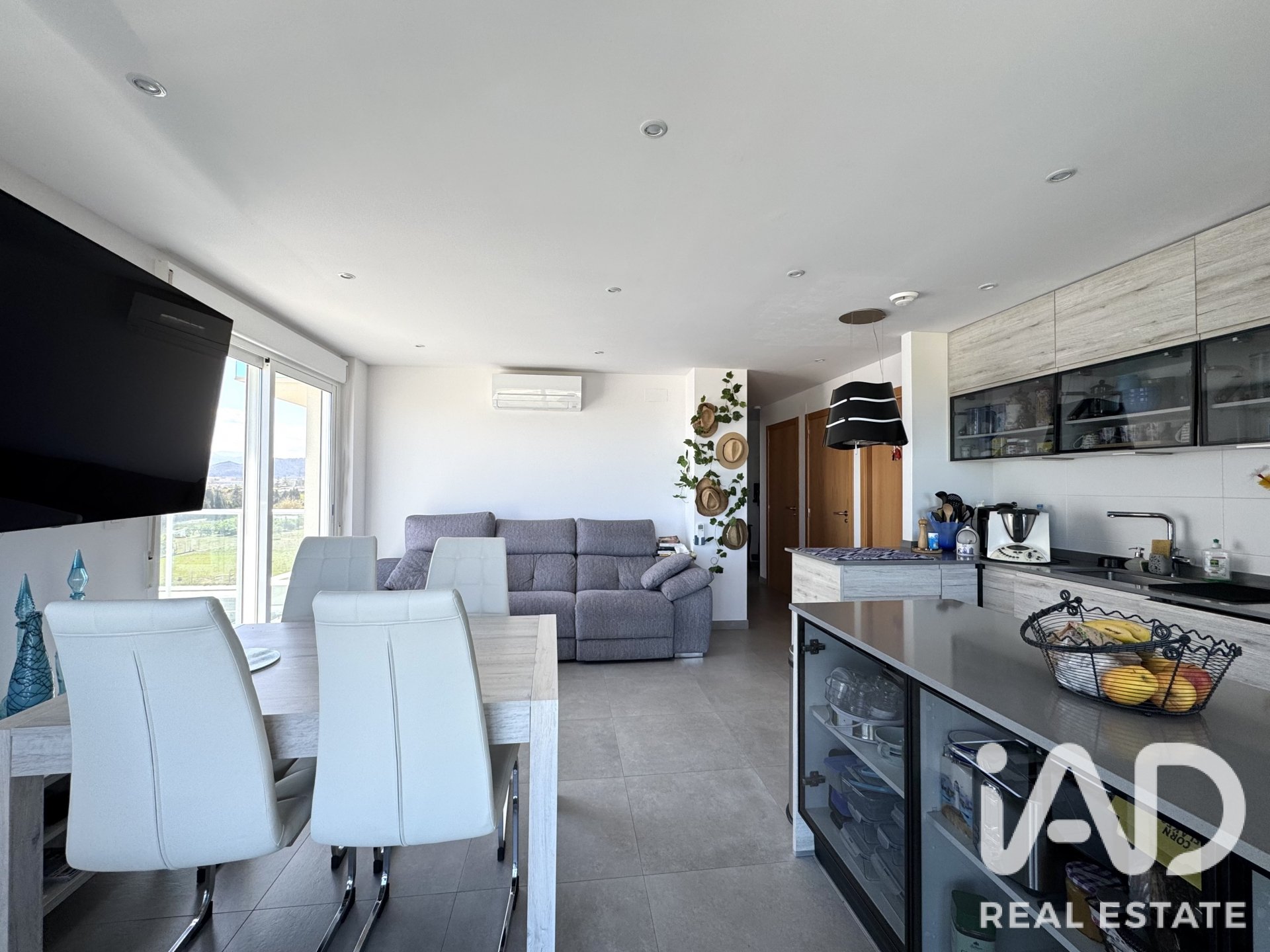 Apartment in Oliva, Valencia, Spain 2 bedrooms, 93 sq.m. No. 195073