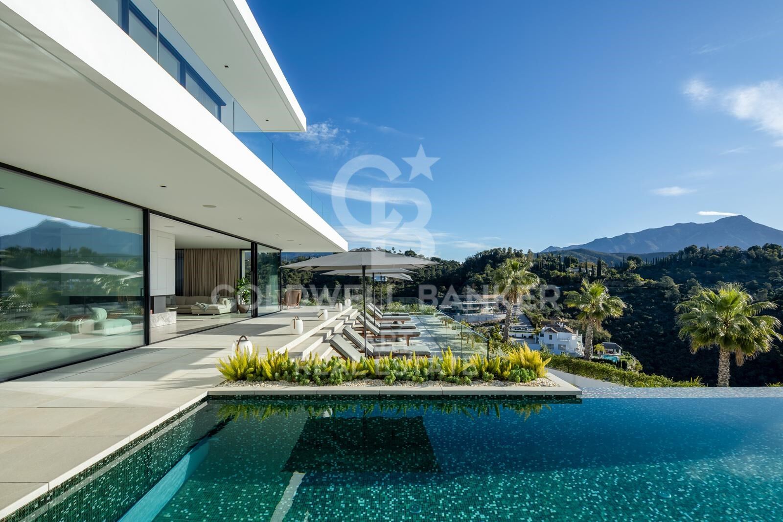 Villa in Benahavis, Malaga, Spain 8 bedrooms, 1445 sq.m. No. 158871