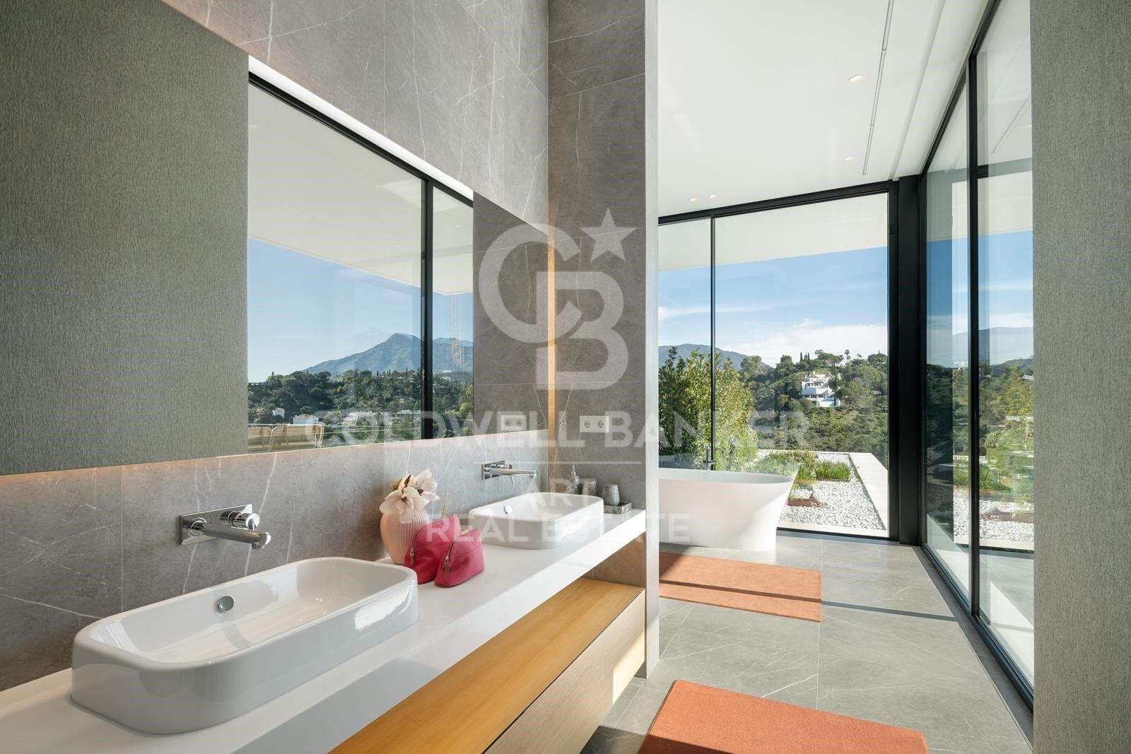Villa in Benahavis, Malaga, Spain 8 bedrooms, 1445 sq.m. No. 158871