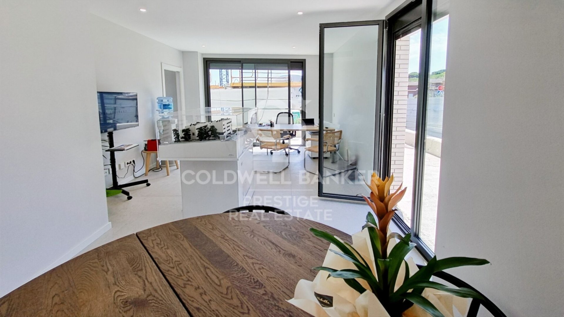 Huoneisto Sant Andreu de Llavaneres, Barcelona, Espanja 4 makuuhuonetta, 124 m2 No. 160112