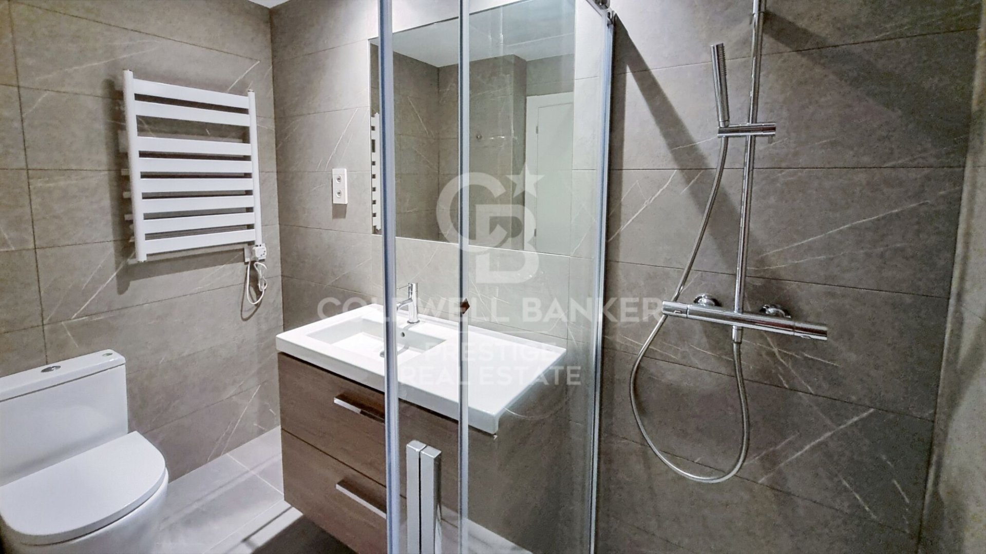 Huoneisto Sant Andreu de Llavaneres, Barcelona, Espanja 4 makuuhuonetta, 124 m2 No. 160112