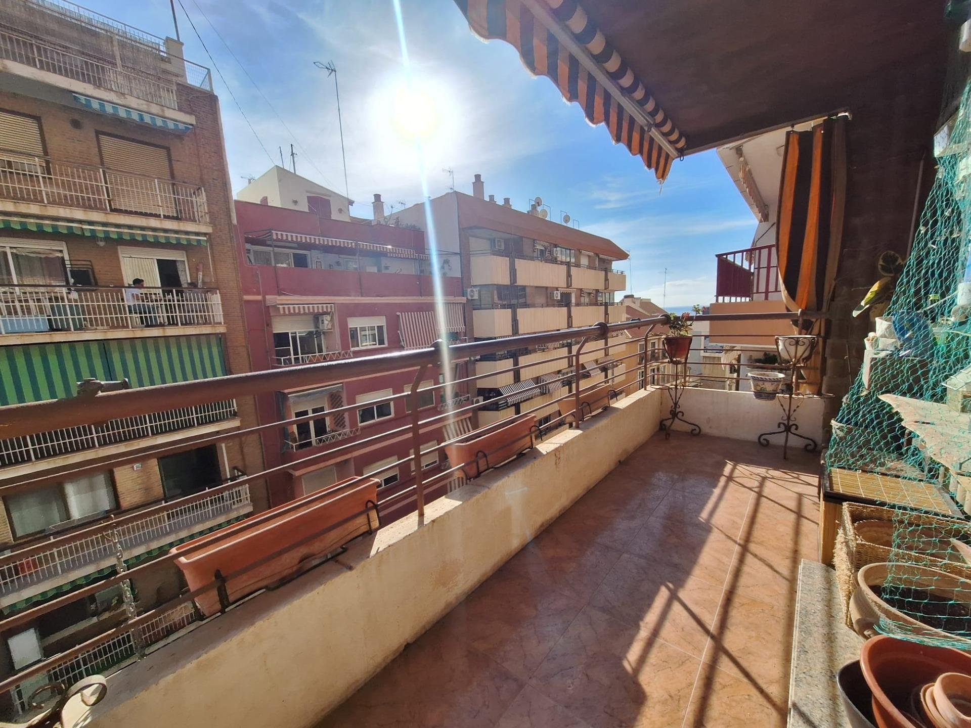 Apartment in Alicante, Spain 3 bedrooms, 127 sq.m. No. 143562