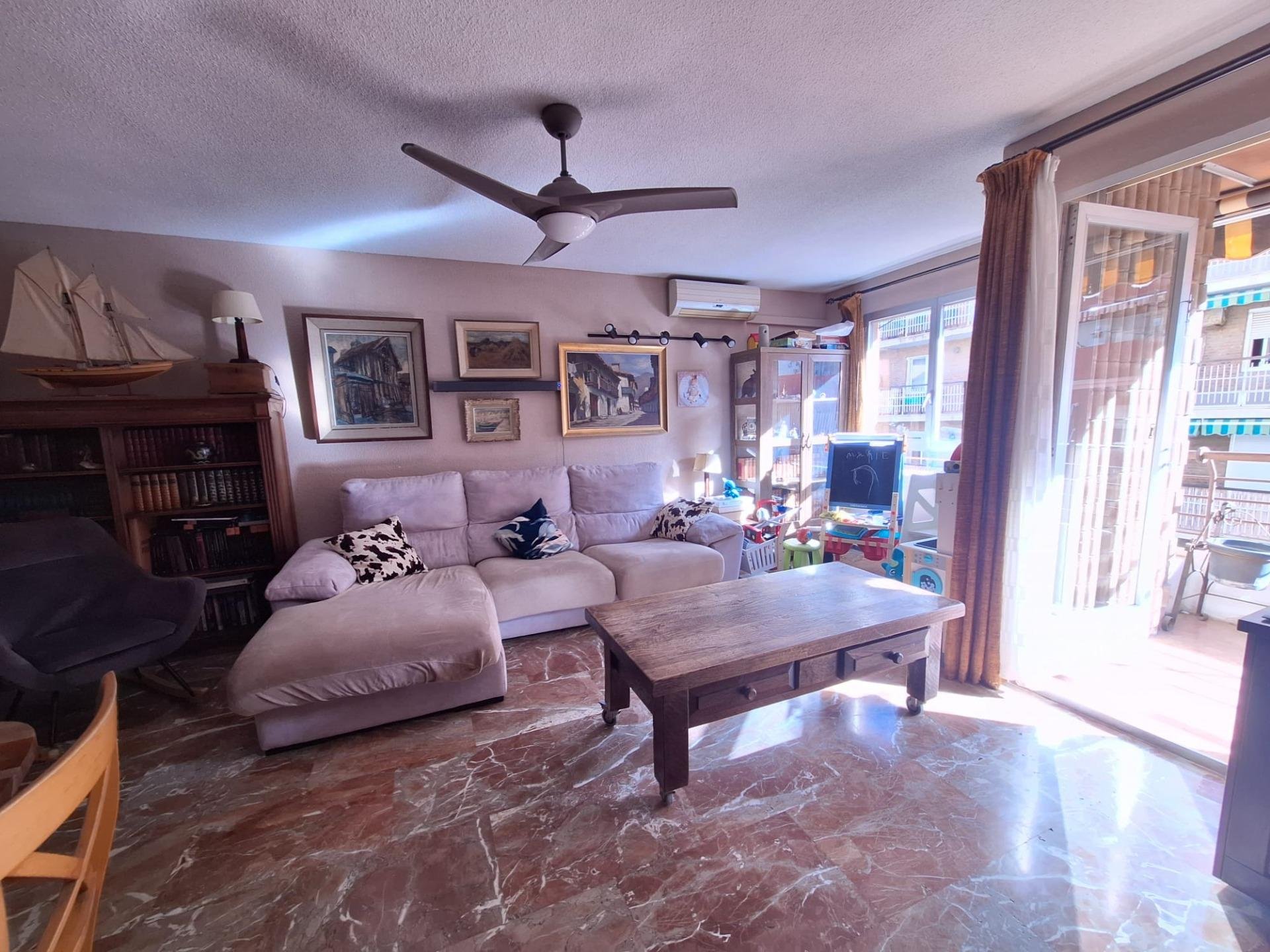 Apartment in Alicante, Spain 3 bedrooms, 127 sq.m. No. 143562