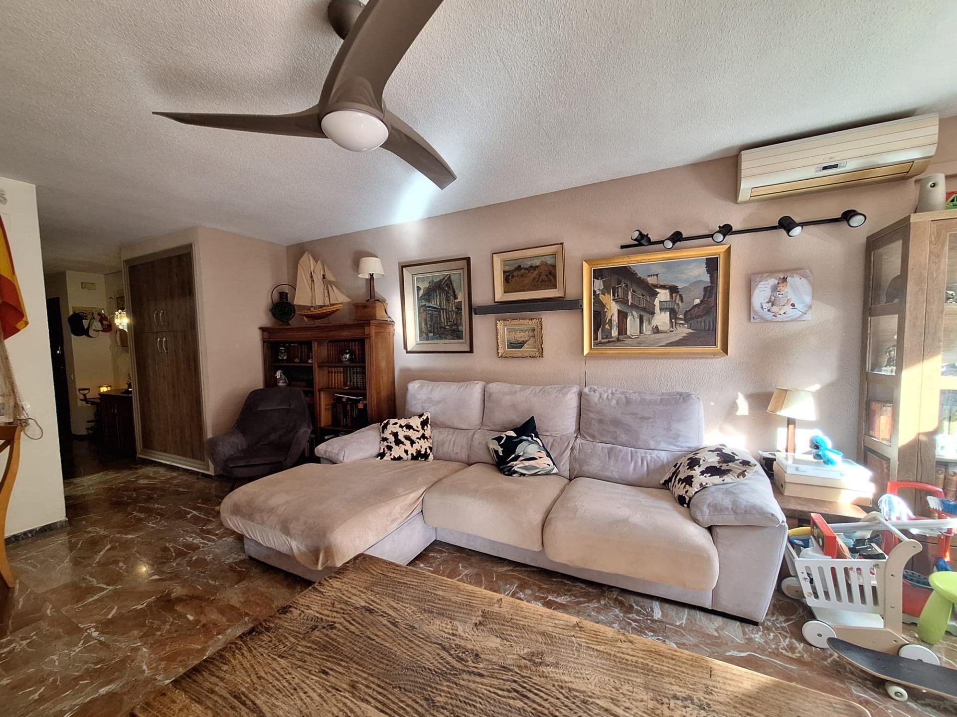 Apartment in Alicante, Spain 3 bedrooms, 127 sq.m. No. 143562