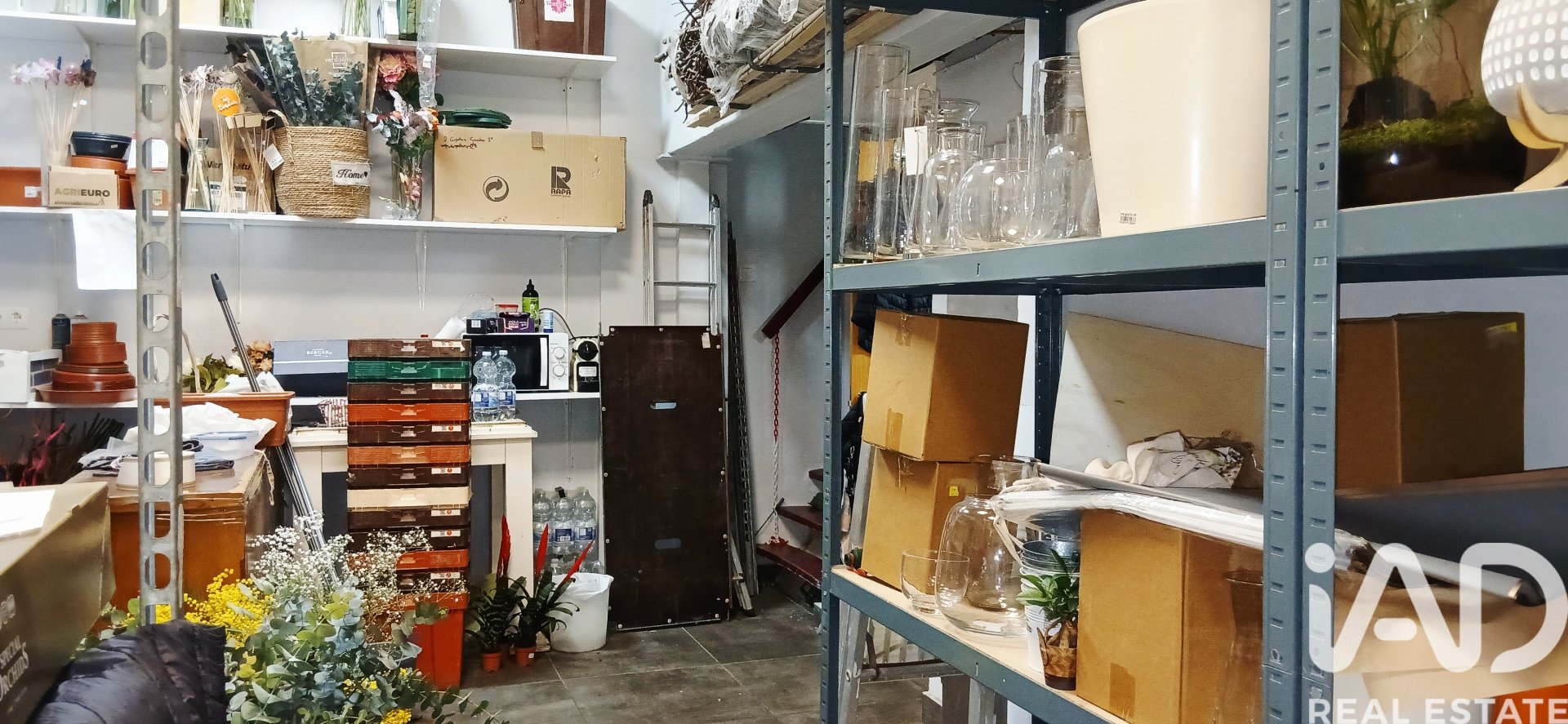 Commercial property in Velez-Malaga, Malaga, Spain 95 sq.m. No. 173055