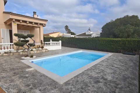 Casa a L'Ametlla de Mar, Tarragona, Spagna 3 camere da letto, 143 mq. N° 173060