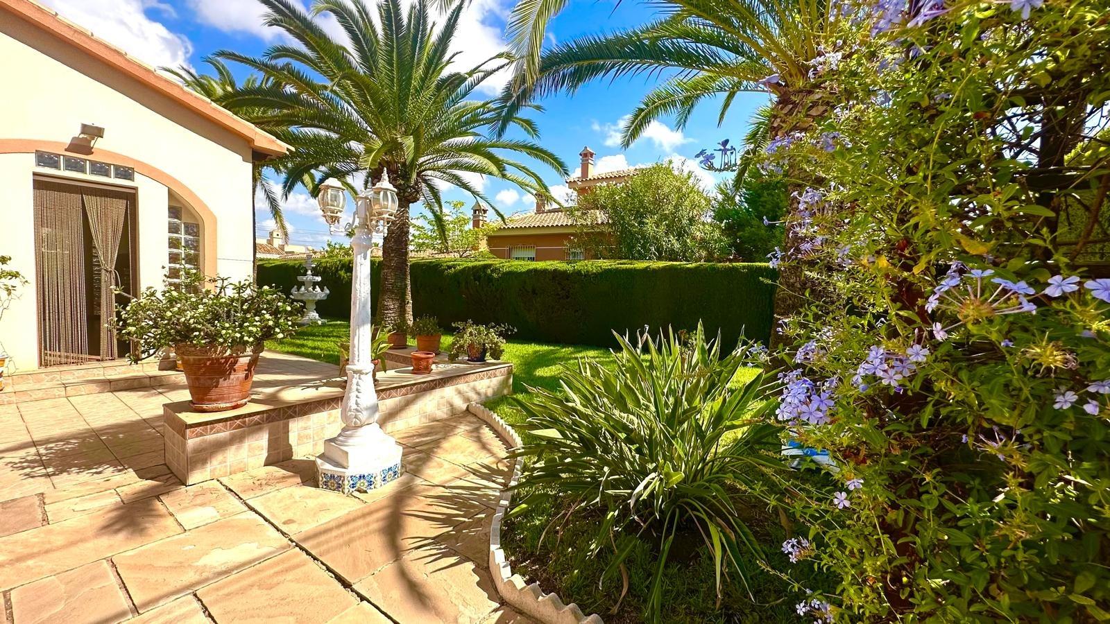 Villa a Cabo Roig, Alicante, Spagna 3 camere da letto, 141 mq. N° 155692