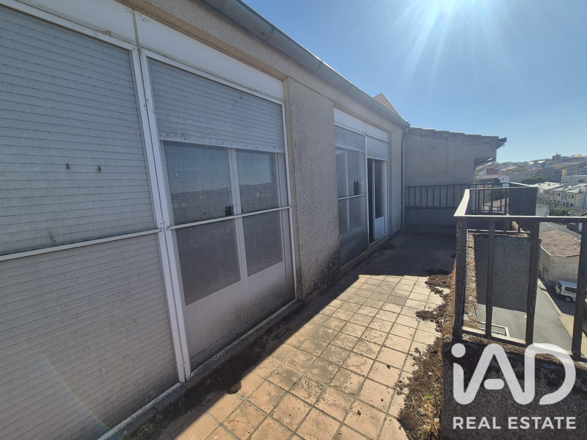 Commercial property in Guijuelo, Salamanca, Spain 486 sq.m. No. 195006