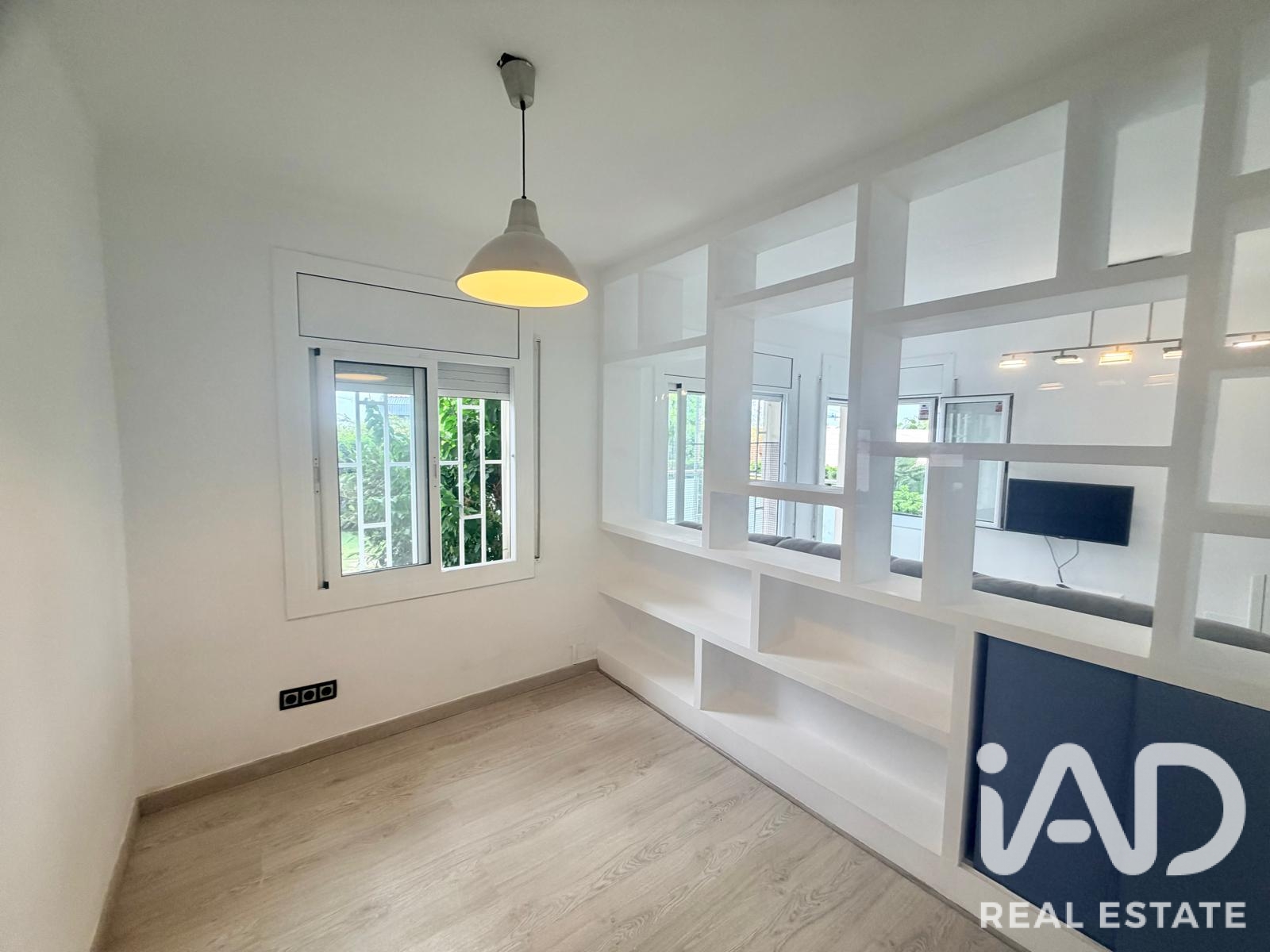 Apartment in Castelldefels, Barcelona, Spain 2 bedrooms, 72 sq.m. No. 195011
