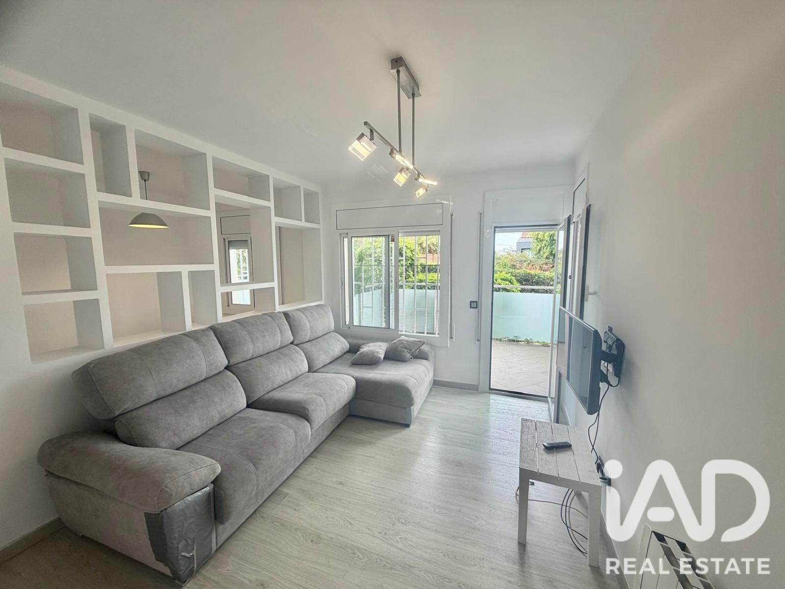 Apartment in Castelldefels, Barcelona, Spain 2 bedrooms, 72 sq.m. No. 195011
