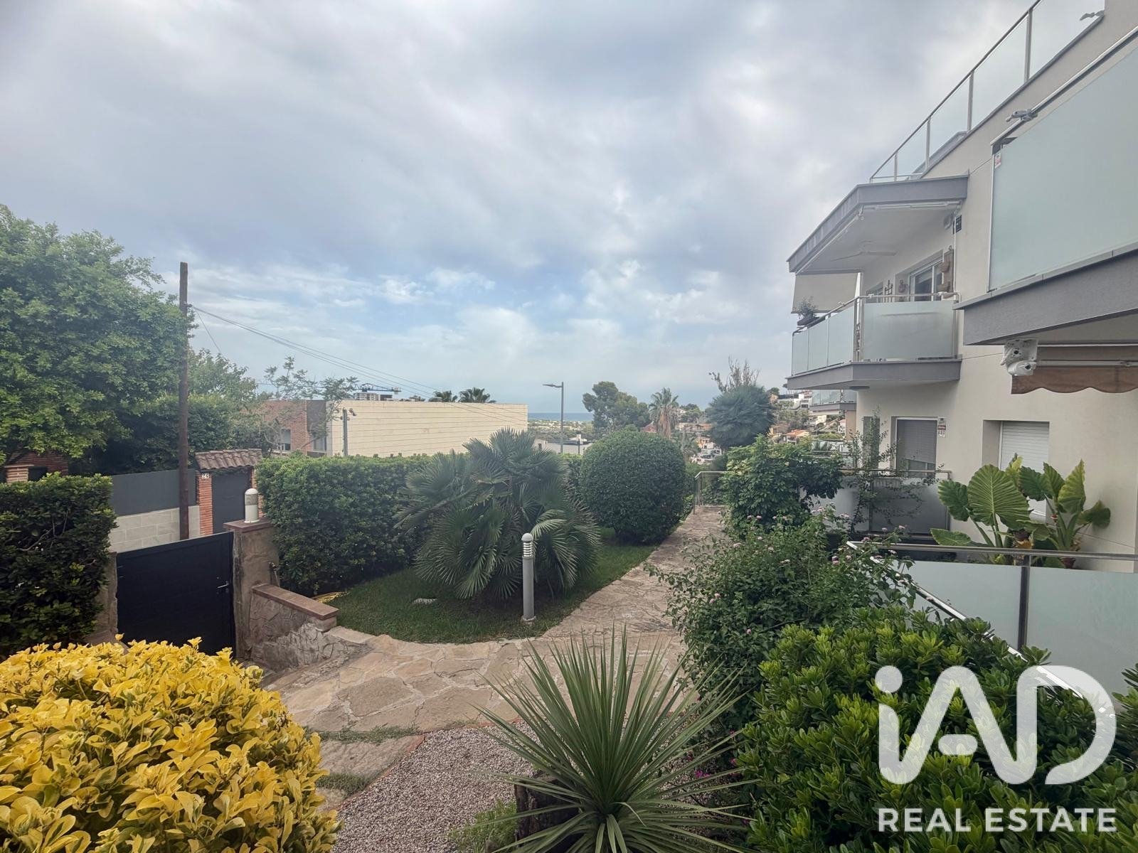 Apartment in Castelldefels, Barcelona, Spain 2 bedrooms, 72 sq.m. No. 195011