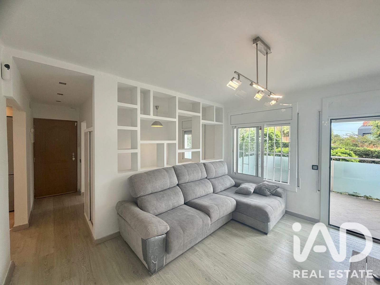 Apartment in Castelldefels, Barcelona, Spain 2 bedrooms, 72 sq.m. No. 195011