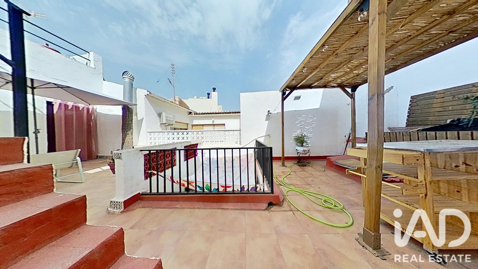 Villa i El Fondo de les Neus, Alicante, Spanien 3 sovrum, 131 kvm. Nr. 195008