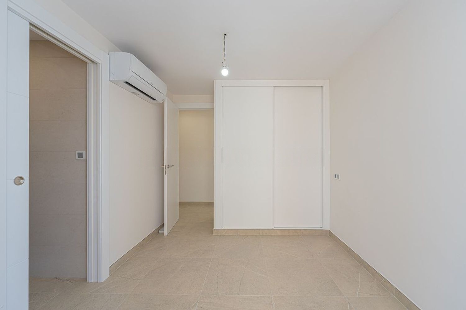 Appartamento a Benidorm, Alicante, Spagna 2 camere da letto, 70 mq. N° 180730