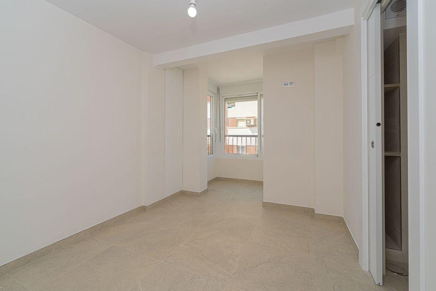 Appartamento a Benidorm, Alicante, Spagna 2 camere da letto, 70 mq. N° 180730