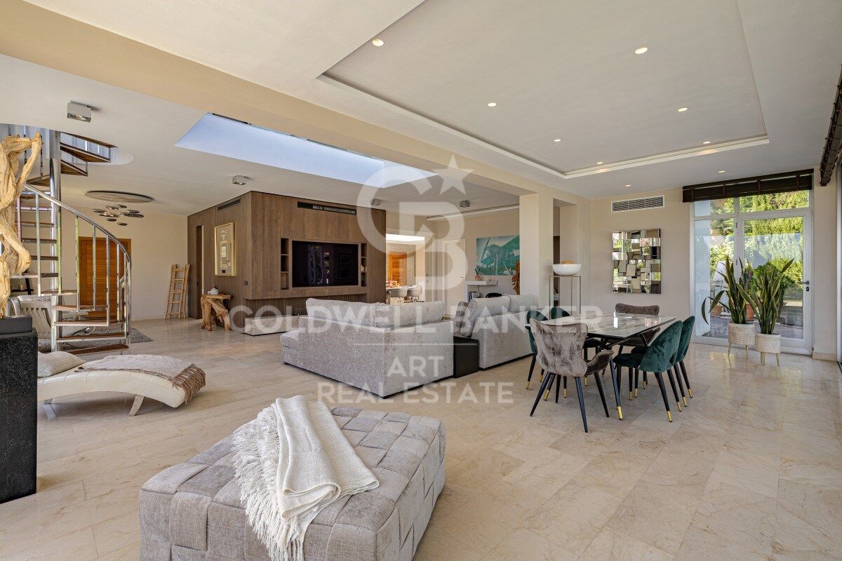 Villa in Marbella, Malaga, Spain 3 bedrooms, 419 sq.m. No. 178904