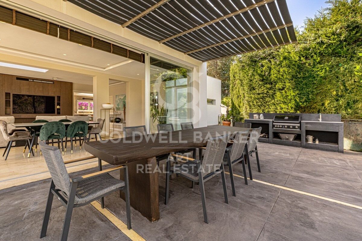 Villa in Marbella, Malaga, Spain 3 bedrooms, 419 sq.m. No. 178904
