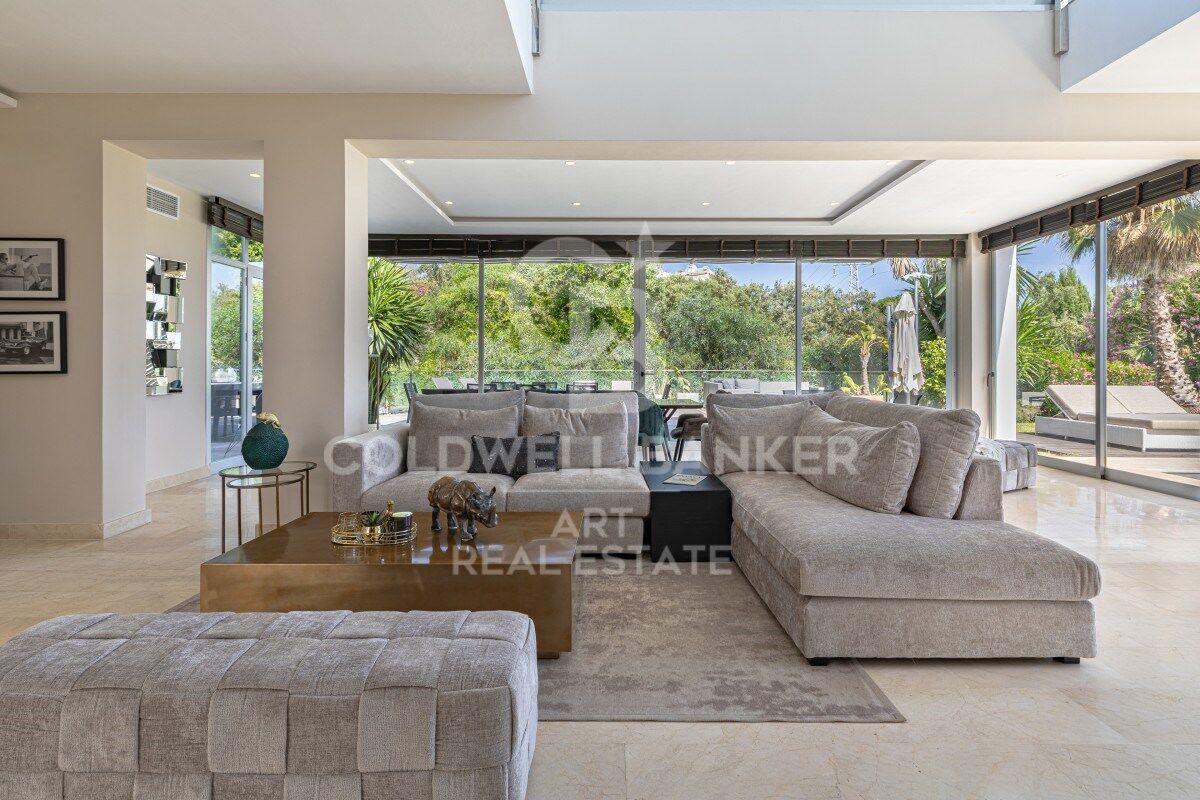 Villa in Marbella, Malaga, Spain 3 bedrooms, 419 sq.m. No. 178904