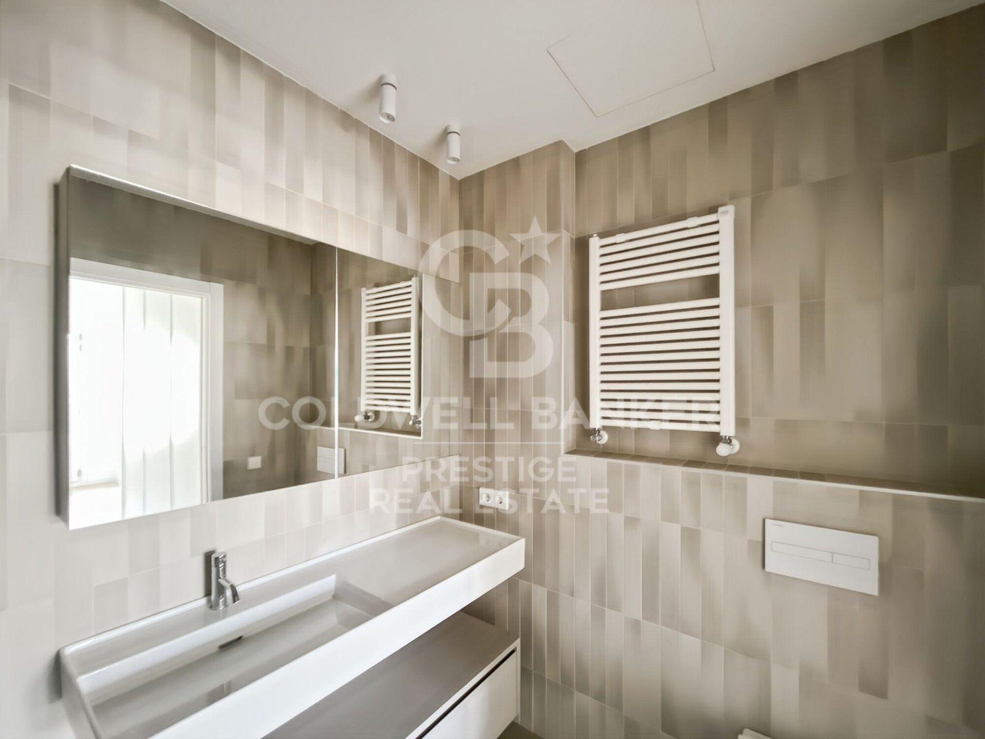 Wohnung in Barcelona, Spanien 1 Schlafzimmer, 60 m2 Nr. 178905