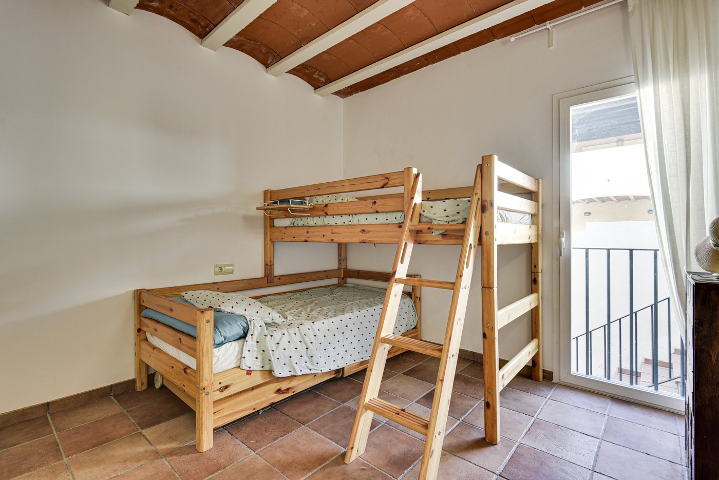 Kaupunkipientalo Tossa de Mar, Girona, Espanja 3 makuuhuonetta, 145 m2 No. 96272
