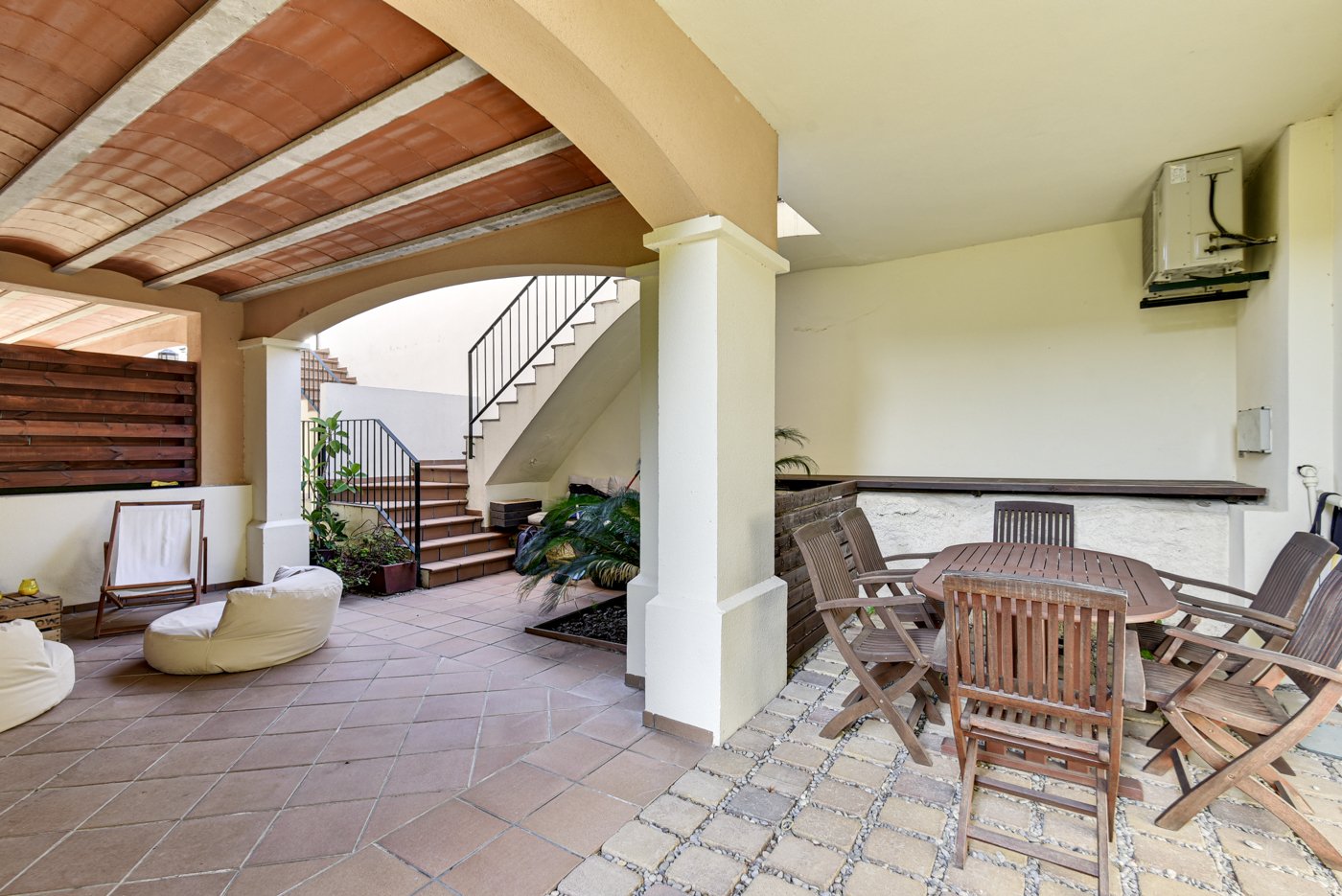 Kaupunkipientalo Tossa de Mar, Girona, Espanja 3 makuuhuonetta, 145 m2 No. 96272