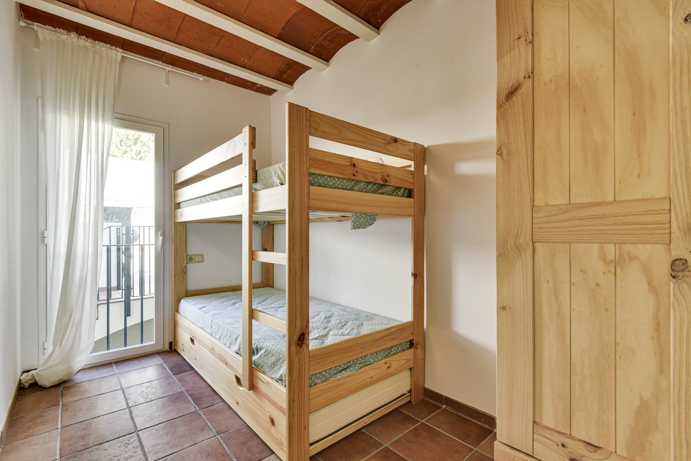 Kaupunkipientalo Tossa de Mar, Girona, Espanja 3 makuuhuonetta, 145 m2 No. 96272