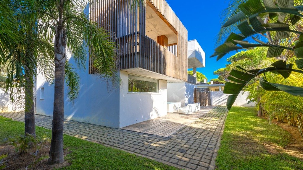 Villa i Cadiz, Spanien 6 sovrum, 661 kvm. Nr. 168632