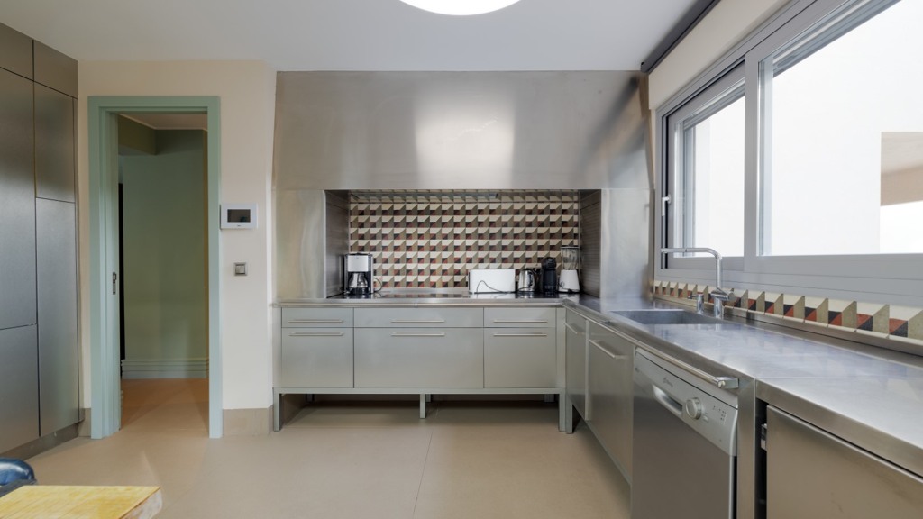 Villa in Cadiz, Spain 5 bedrooms, 533 sq.m. No. 168633