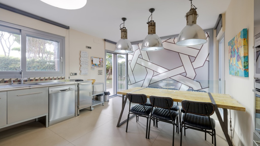 Villa in Cadiz, Spain 5 bedrooms, 533 sq.m. No. 168633