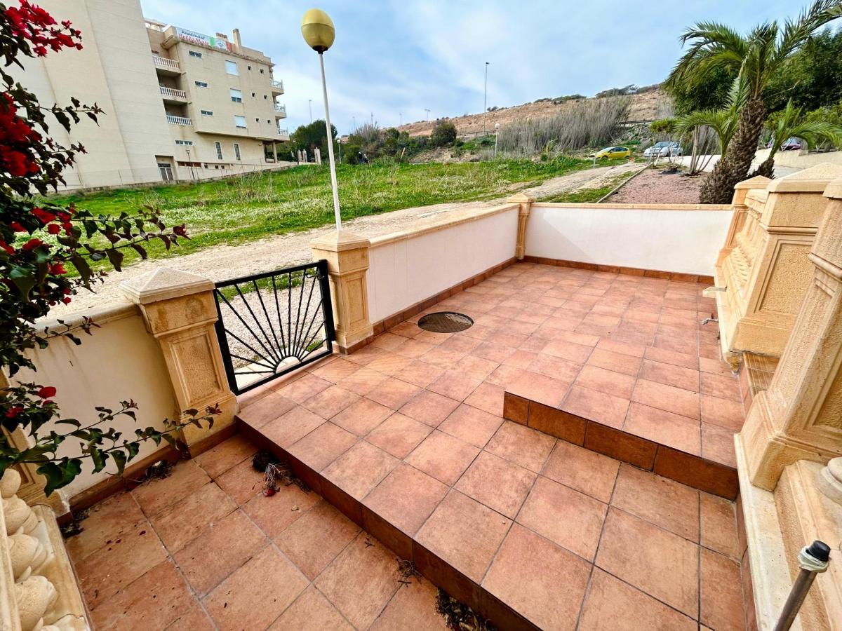 Lägenhet i Guardamar del Segura, Alicante, Spanien 3 sovrum, 88 kvm. Nr. 148895