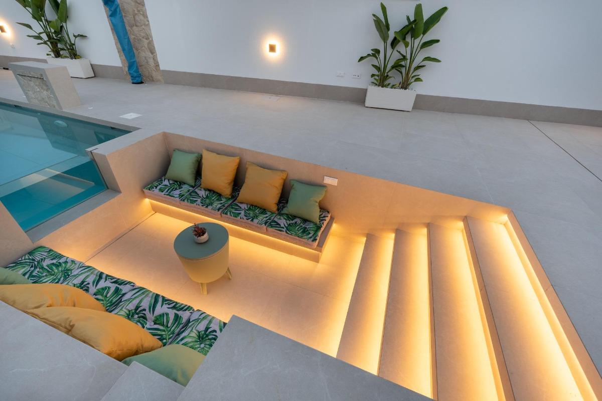 Villa in Alicante, Spain 4 bedrooms, 227 sq.m. No. 148900