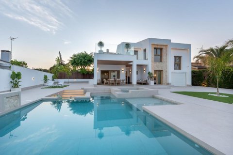 Villa Alicante, Spānijā 4 istabas, 227 m2 Nr. 148900