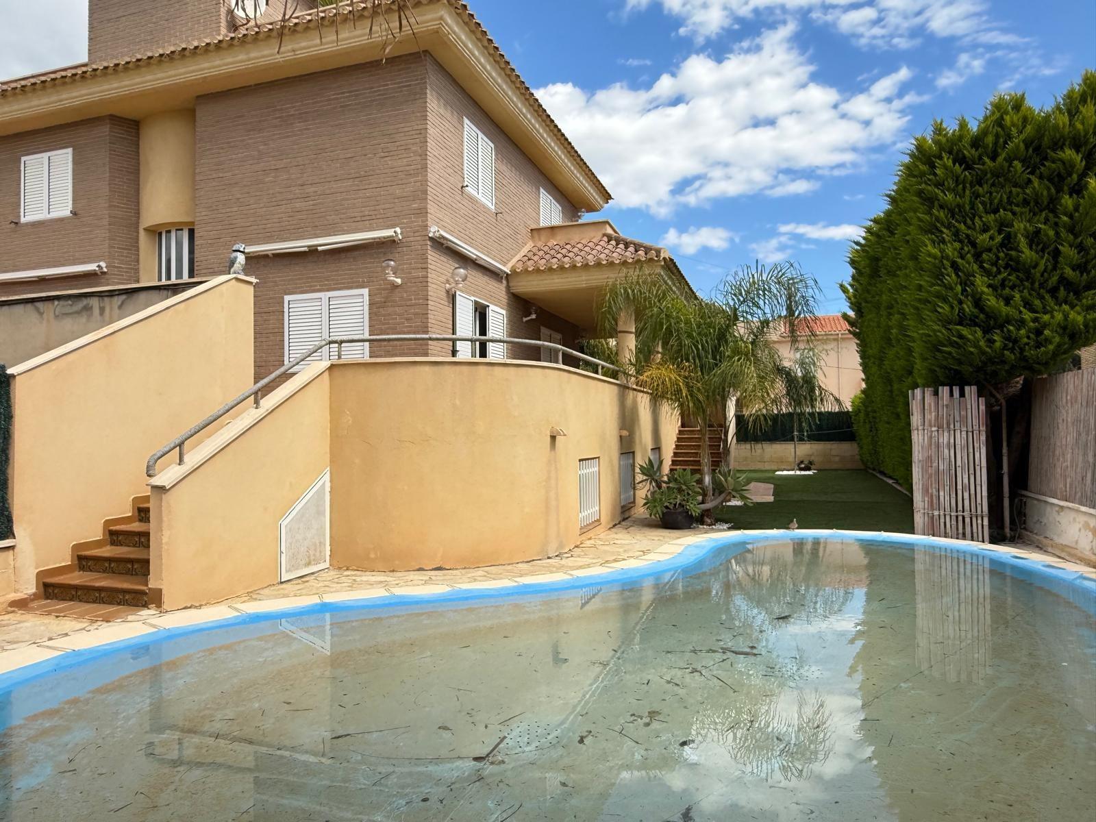 Villa a Mazarron, Murcia, Spagna 5 camere da letto, 443 mq. N° 147359