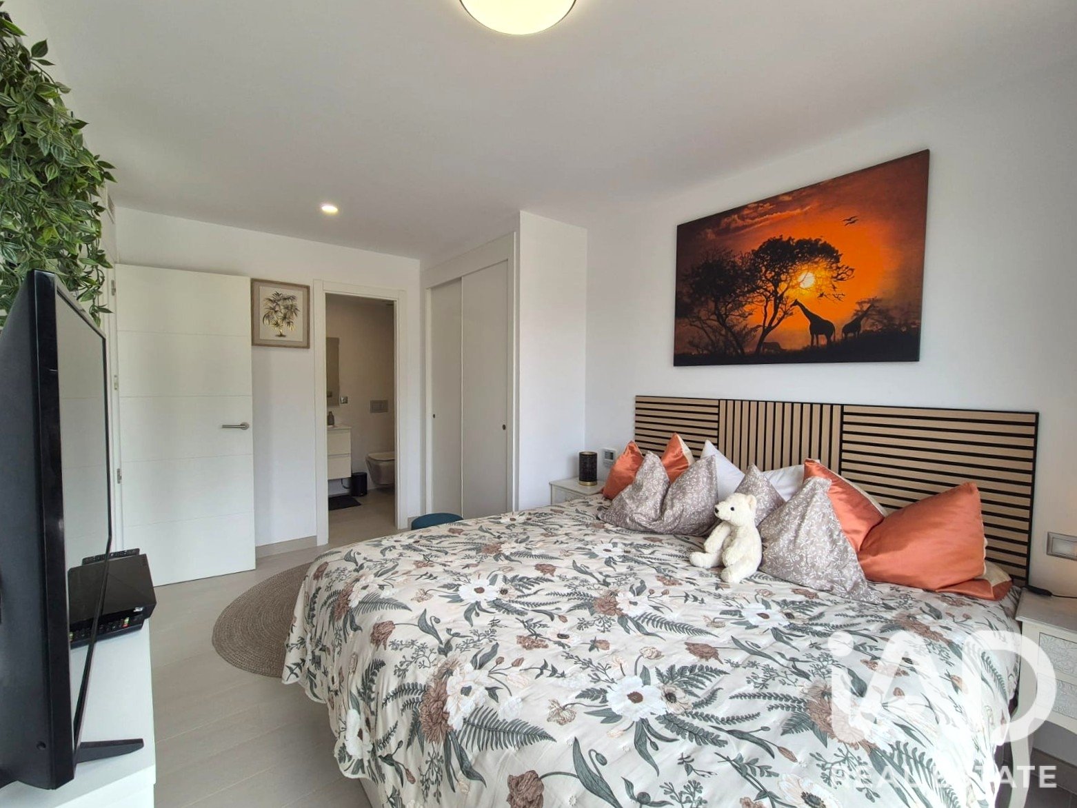 Apartamento en València, España 2 dormitorios, 84 m2 No. 187643
