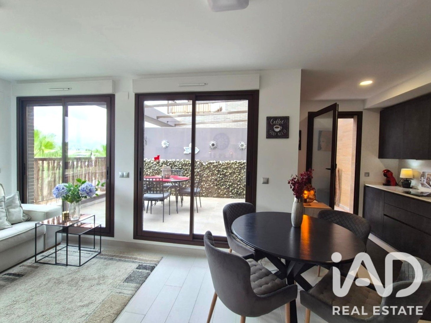 Apartamento en València, España 2 dormitorios, 84 m2 No. 187643