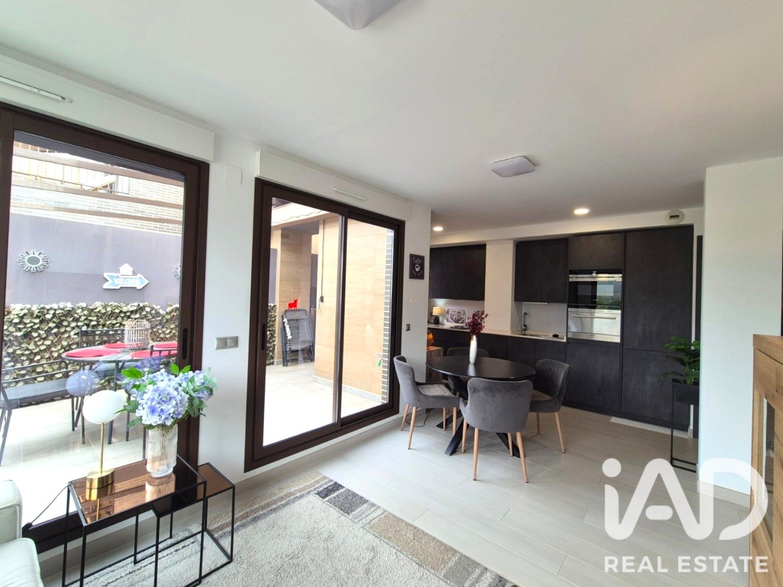 Apartamento en València, España 2 dormitorios, 84 m2 No. 187643