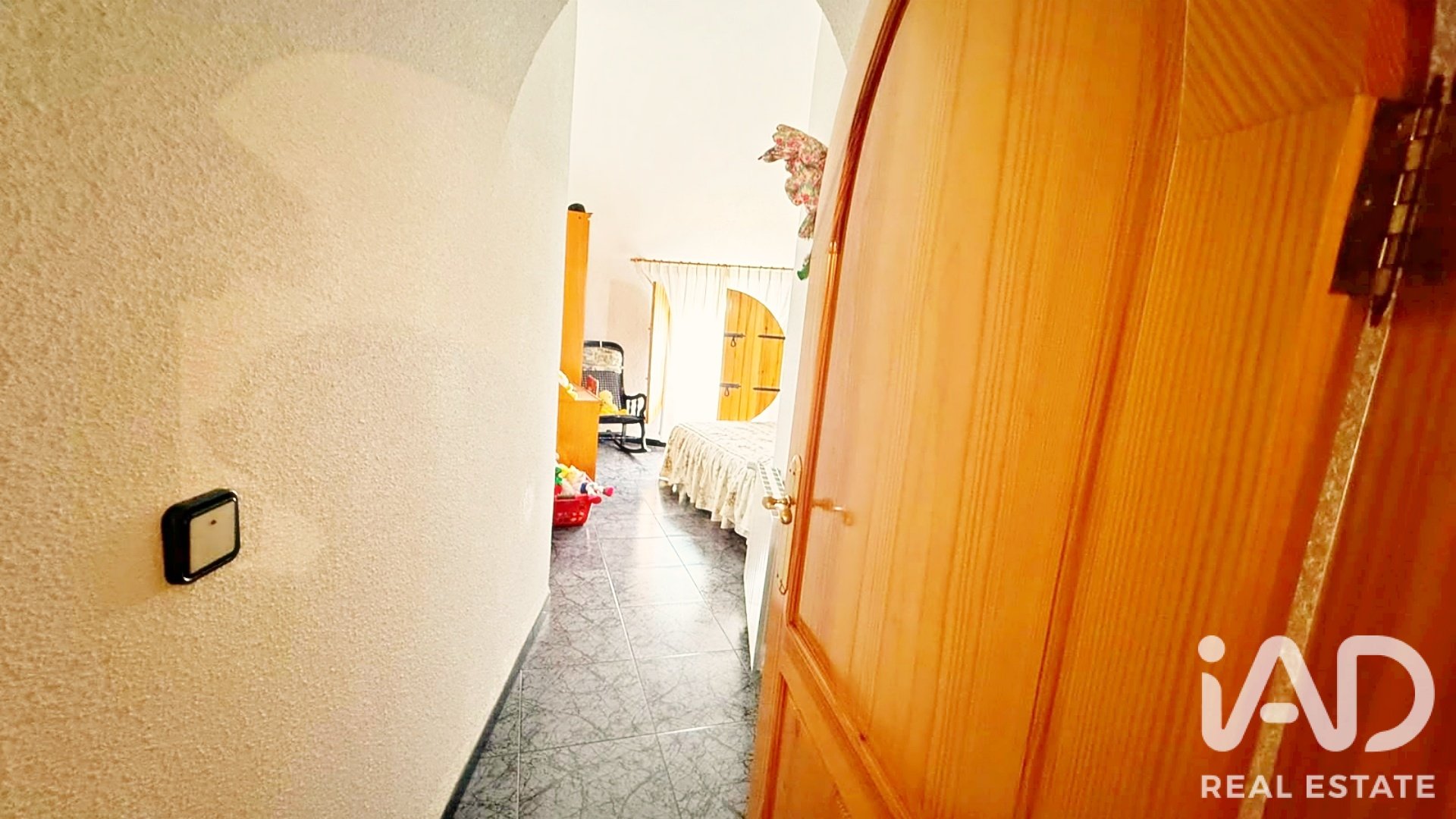 Talo Castalla, Alicante, Espanja 7 makuuhuonetta, 409 m2 No. 187647